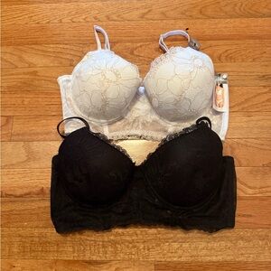 Marilyn Monroe White and Black Lace Bras